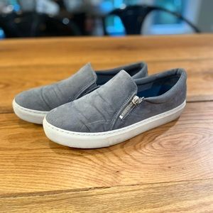 Women size 11 Be Free Energy Technology